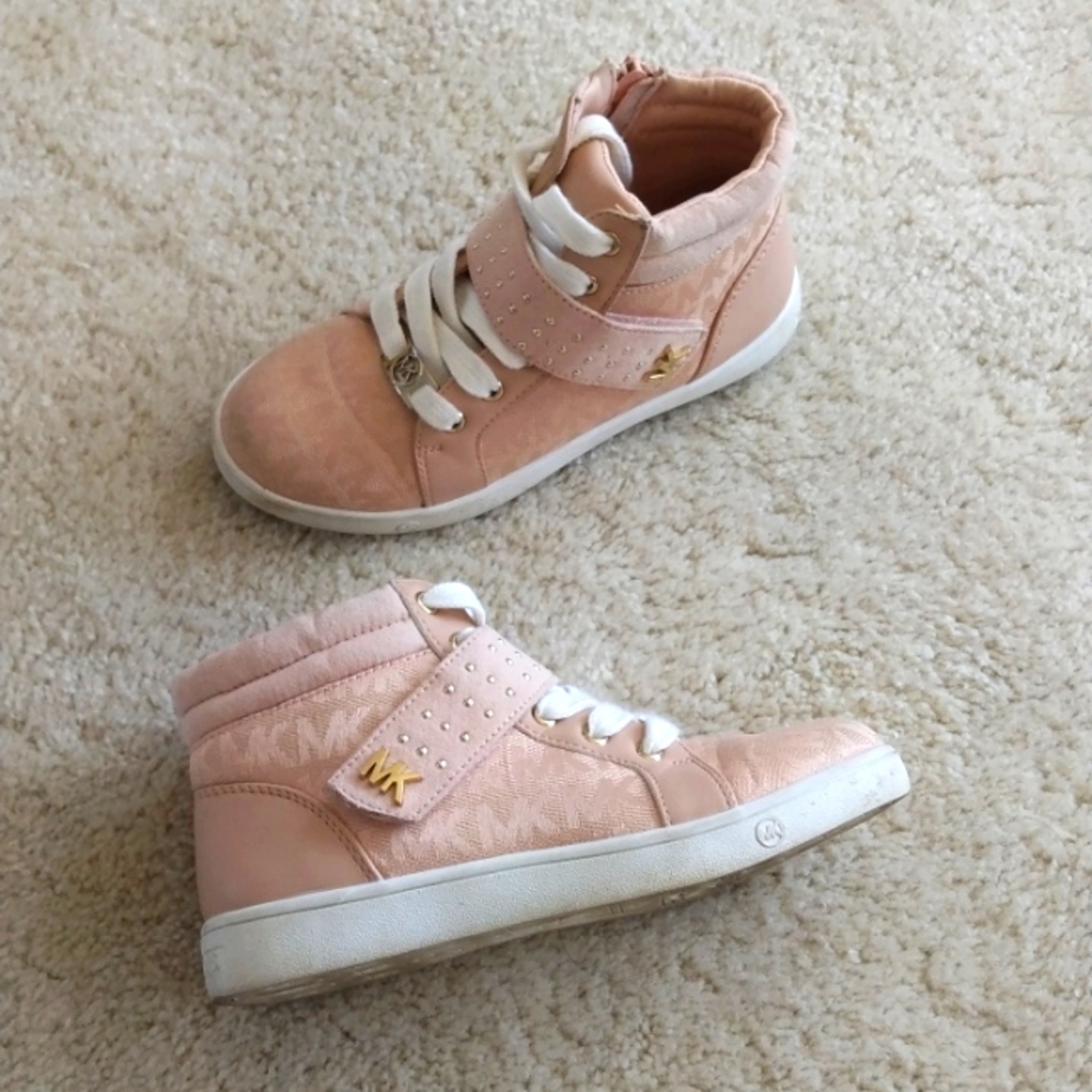 High tops